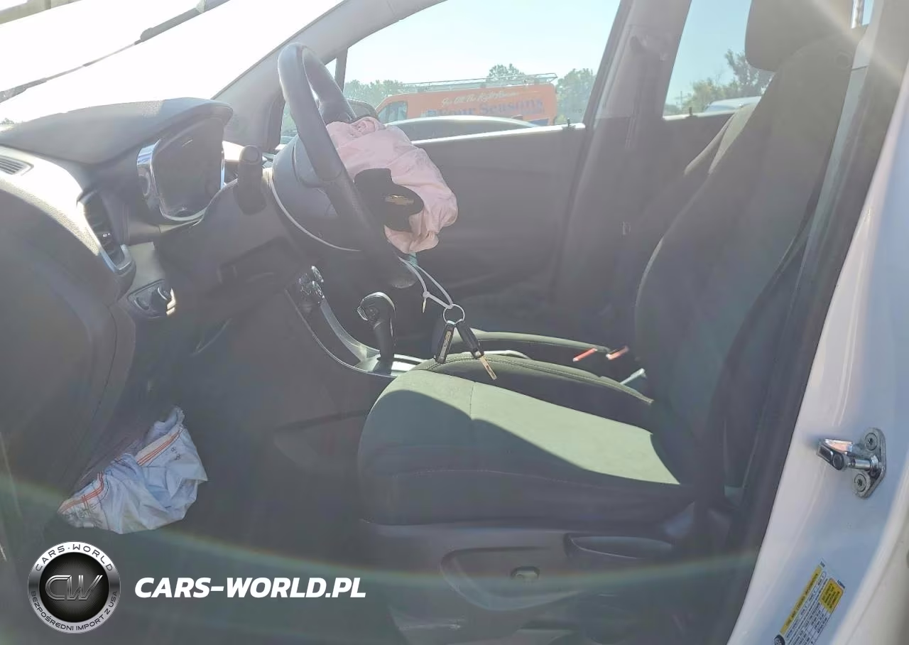 2018 Chevrolet Trax Ls VIN:KL7CJNSB6JB522303 - 7