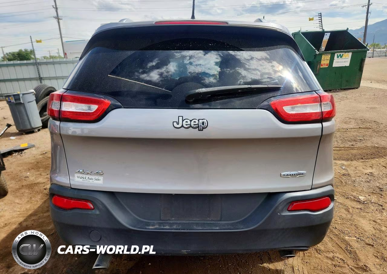 2014 Jeep Cherokee Latitude VIN:1C4PJMCS7EW146125 - 6