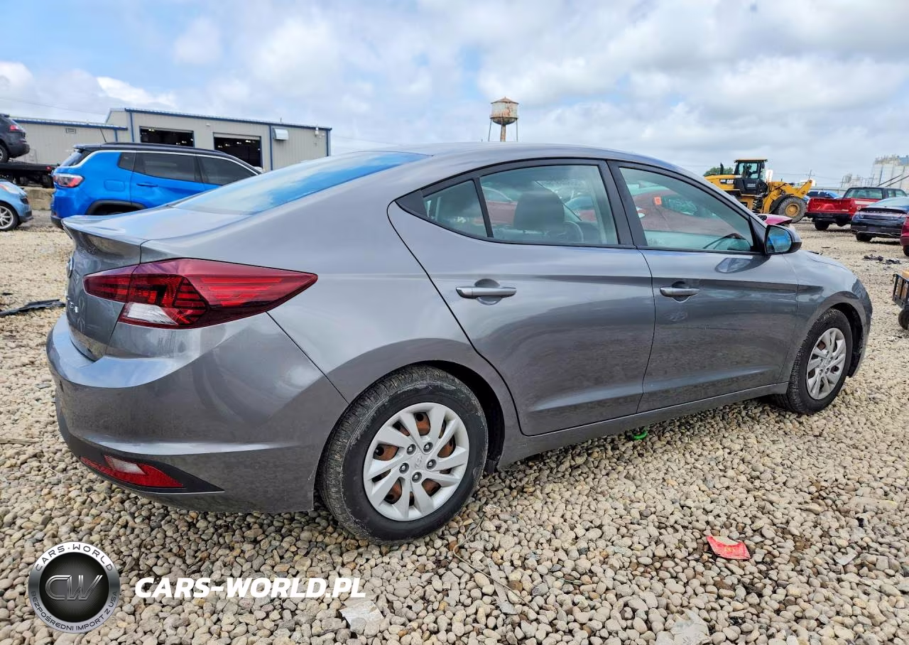 2019 Hyundai Elantra Se VIN:5NPD74LF6KH466042 - 3