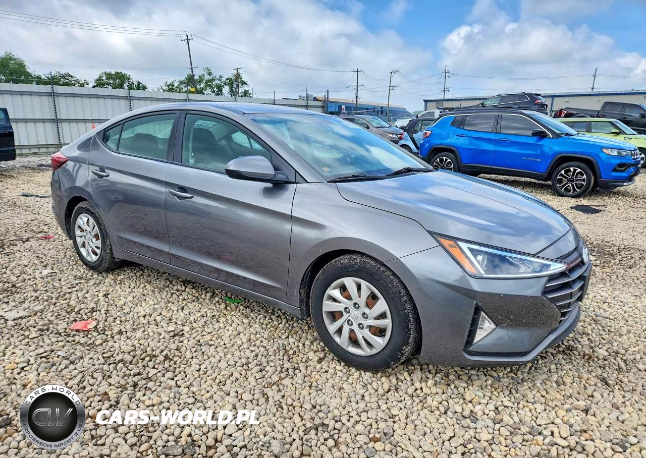 2019 Hyundai Elantra Se VIN:5NPD74LF6KH466042 - 4