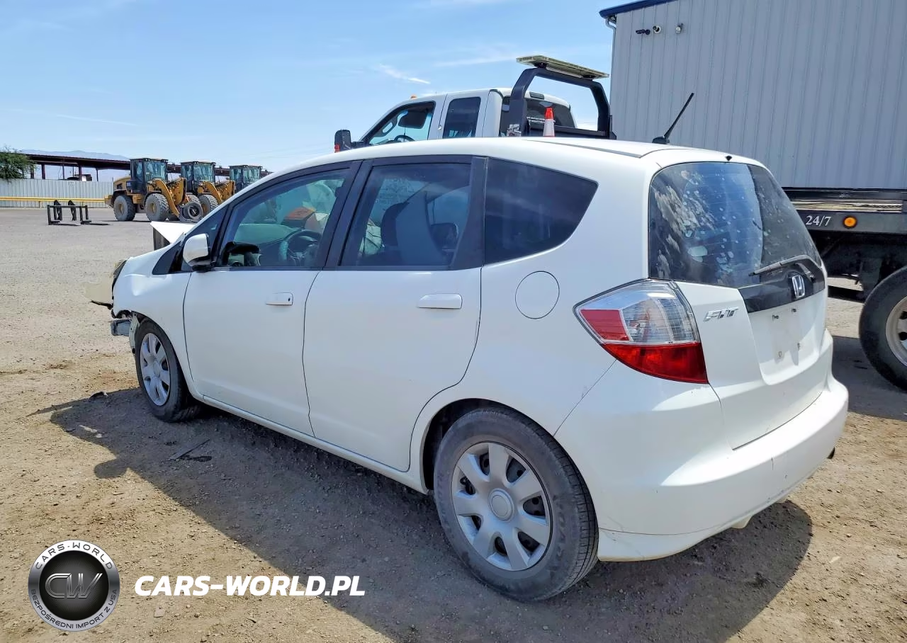 2013 Honda Fit VIN:JHMGE8H39DC019856 - 2