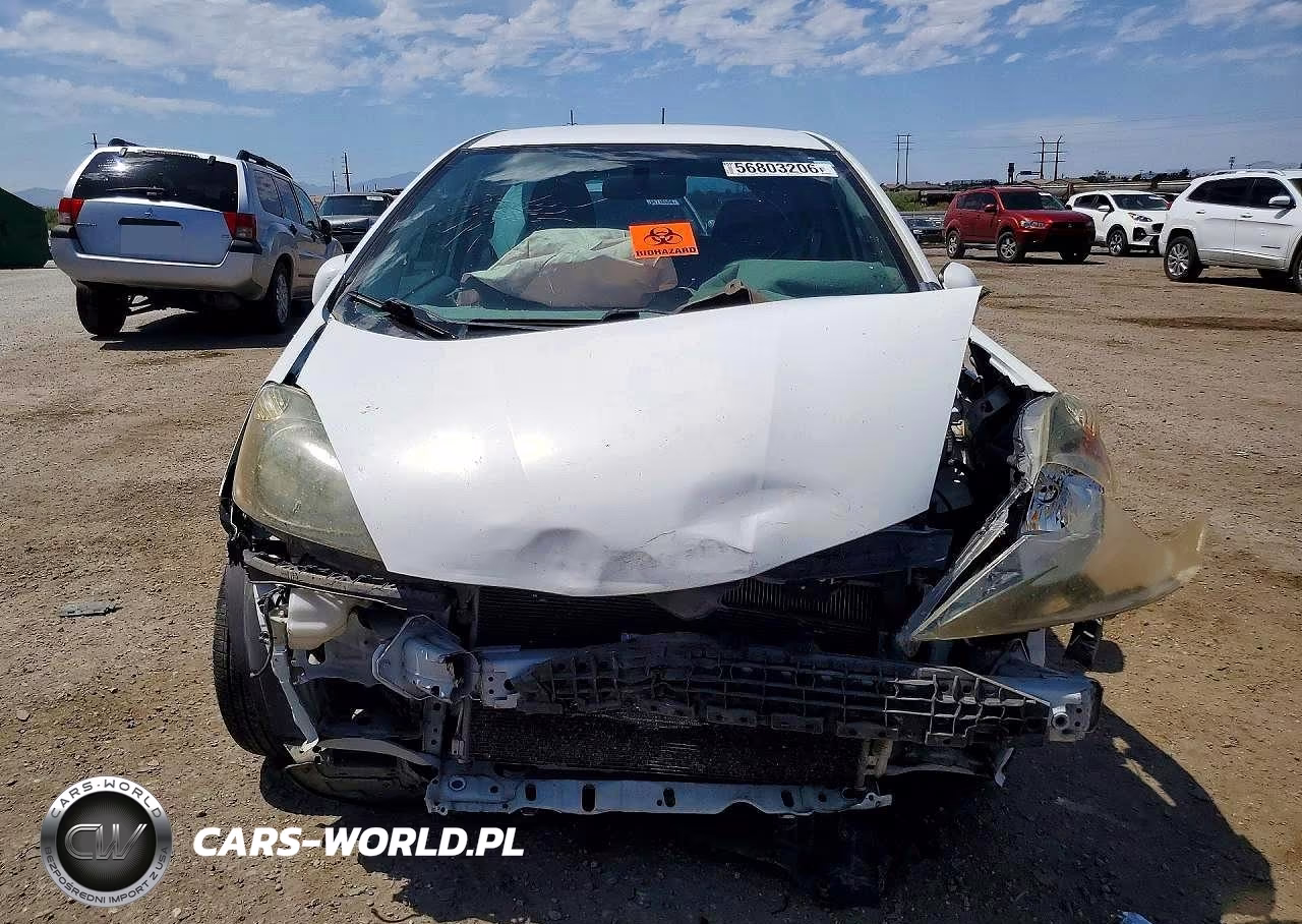 2013 Honda Fit VIN:JHMGE8H39DC019856 - 5