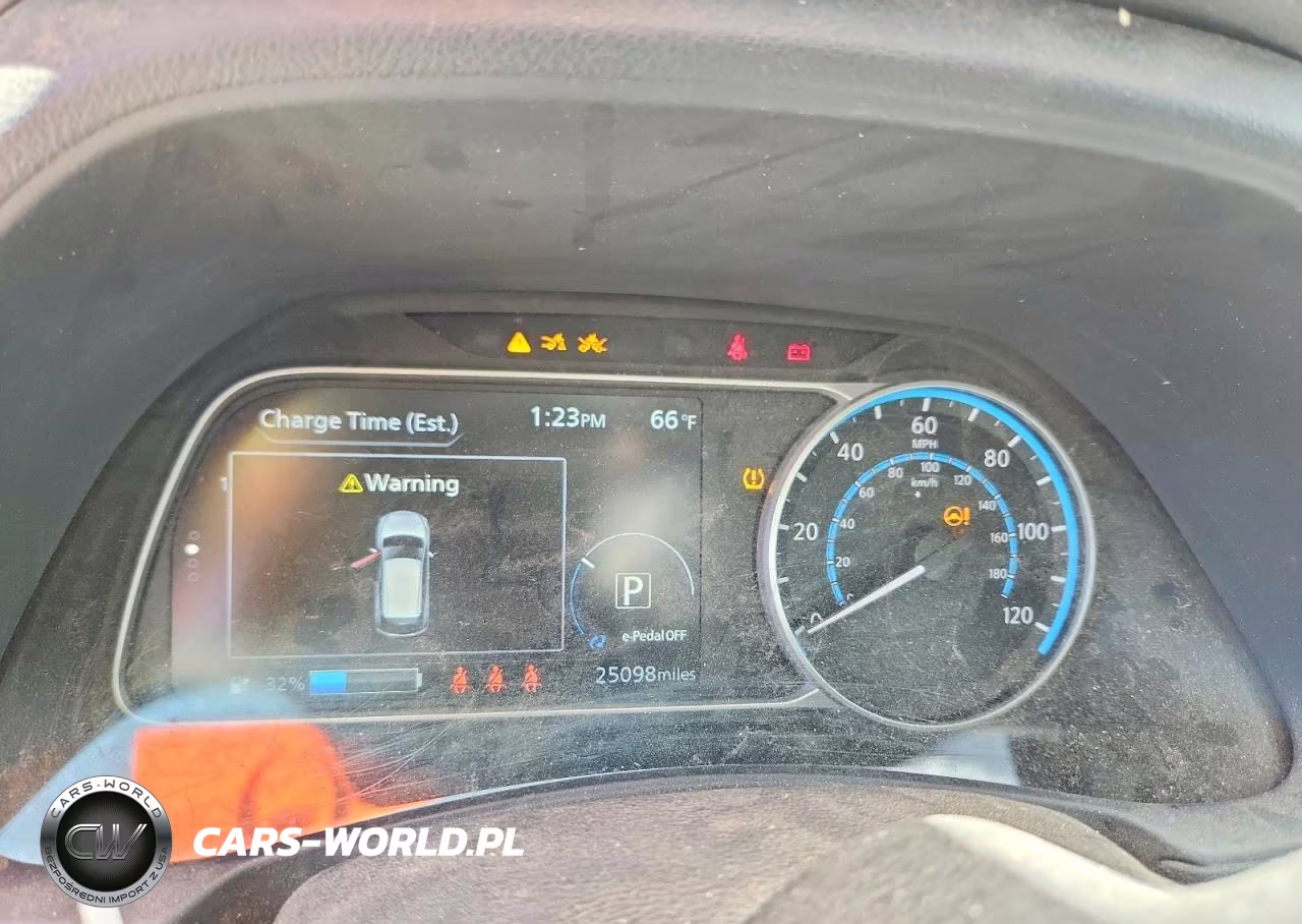 2025 Nissan Leaf S VIN:1N4AZ1BV5SC558541 - 9