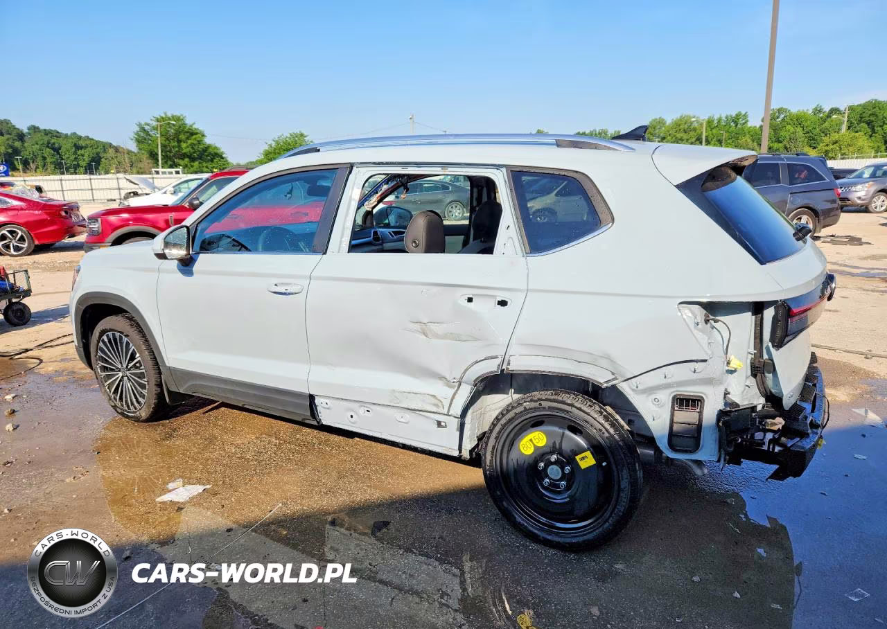 2025 Volkswagen Taos Se VIN:3VVEC7B28SM089242 - 2