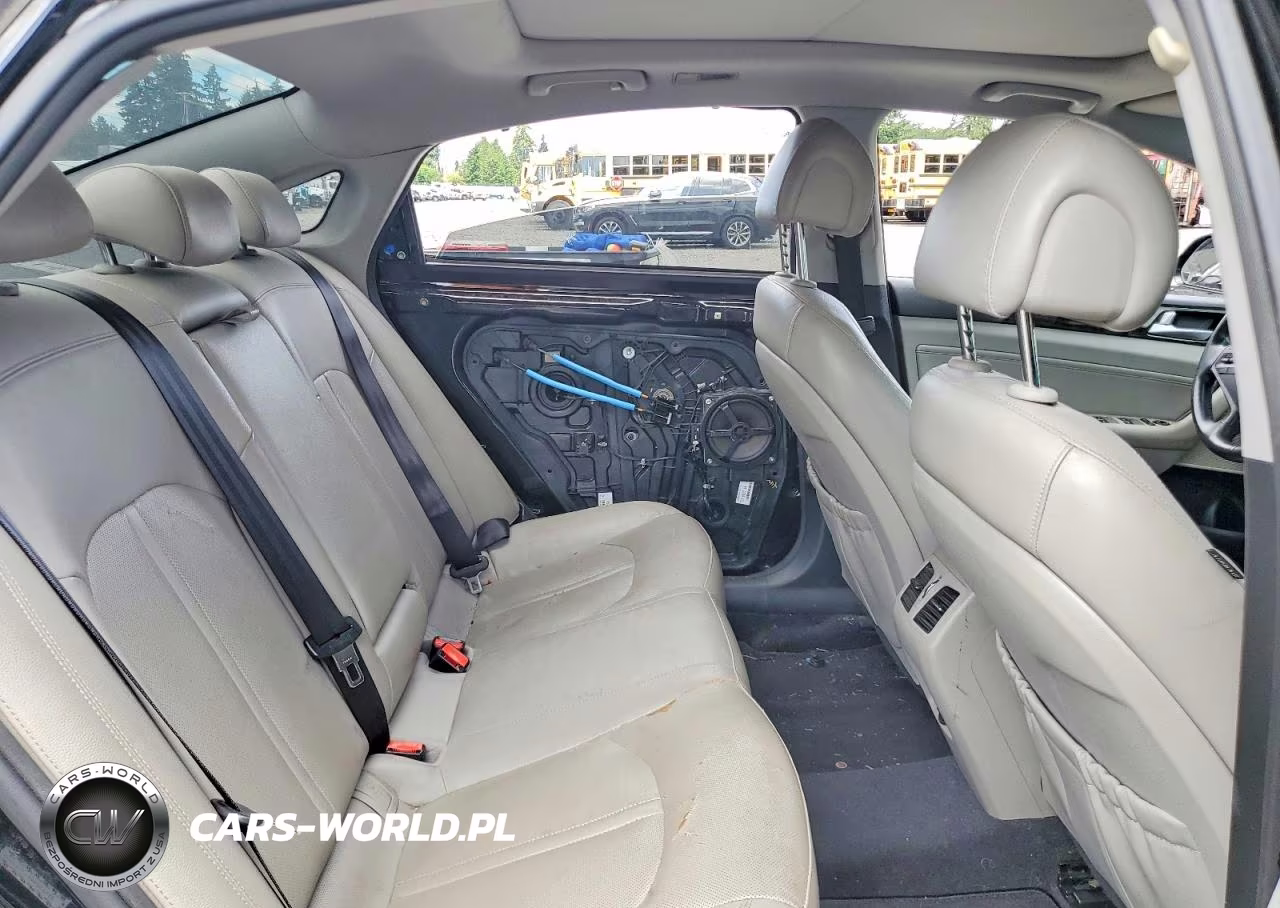 2016 Hyundai Sonata Hybrid Limited VIN:KMHE34L18GA009540 - 10