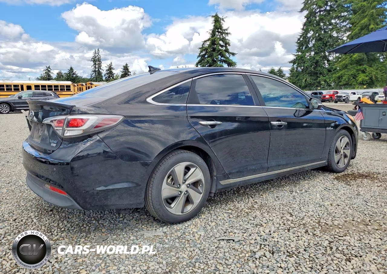2016 Hyundai Sonata Hybrid Limited VIN:KMHE34L18GA009540 - 3