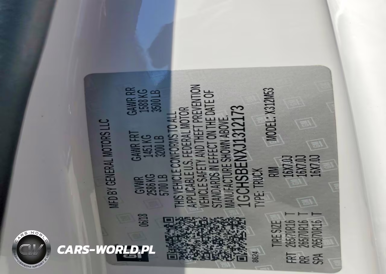 2018 Chevrolet Colorado VIN:1GCHSBENXJ1312173 - 12