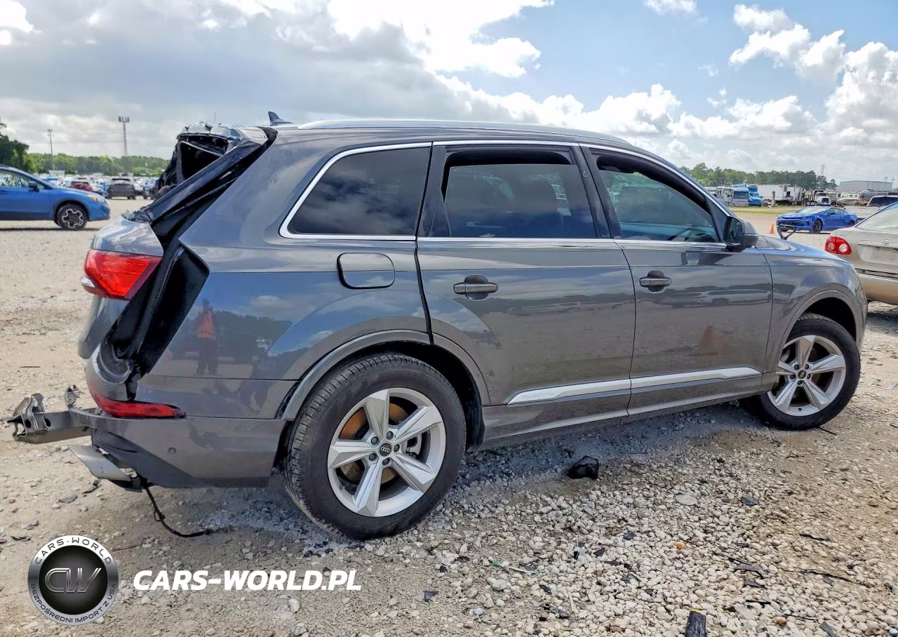 2025 Audi Q7 Premium VIN:WA1AVBF74SD006928 - 3