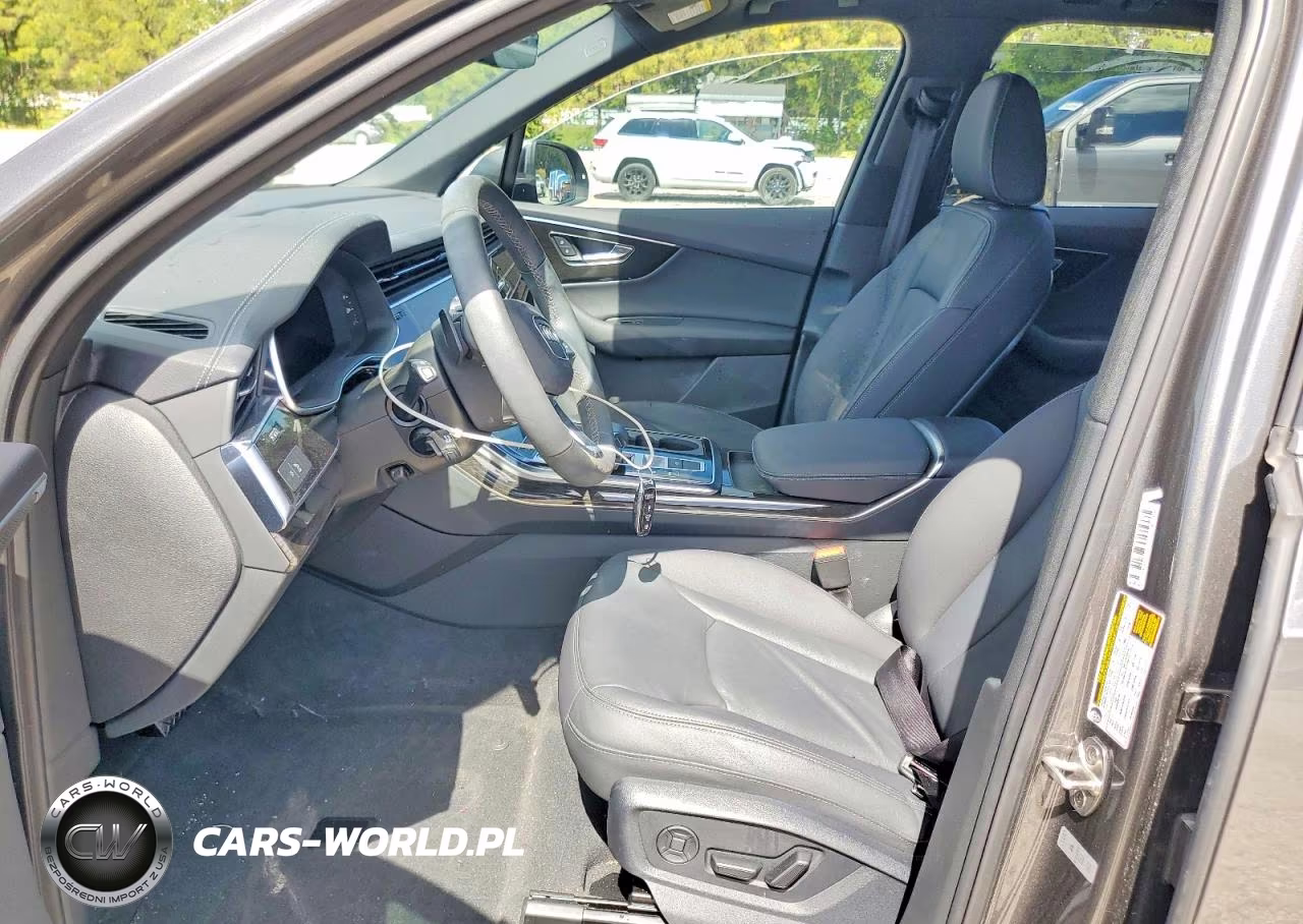 2025 Audi Q7 Premium VIN:WA1AVBF74SD006928 - 7
