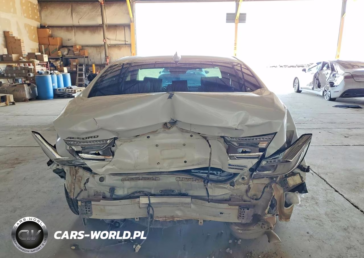 2019 Honda Accord Touring Hybrid VIN:1HGCV3F97KA015776 - 6