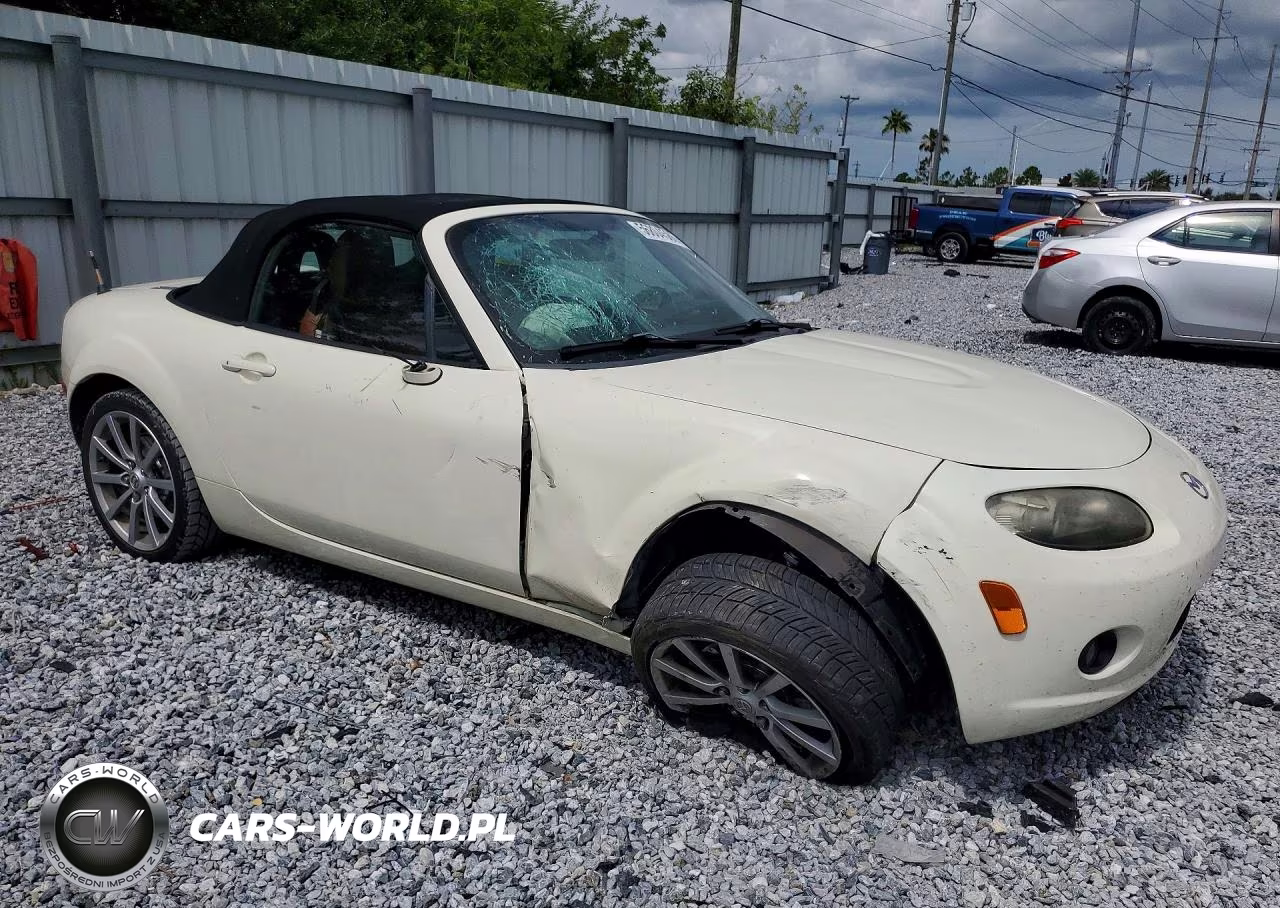 2006 Mazda Mx-5 Miata VIN:JM1NC25FX60111525 - 4
