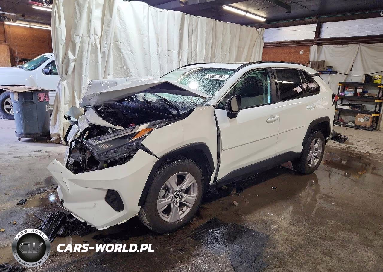 2025 Toyota Rav4 Xle – zdjęcie 1 z 14