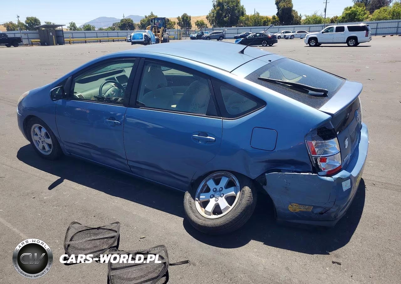 2005 Toyota Prius Base VIN:JTDKB20U153034052 - 2