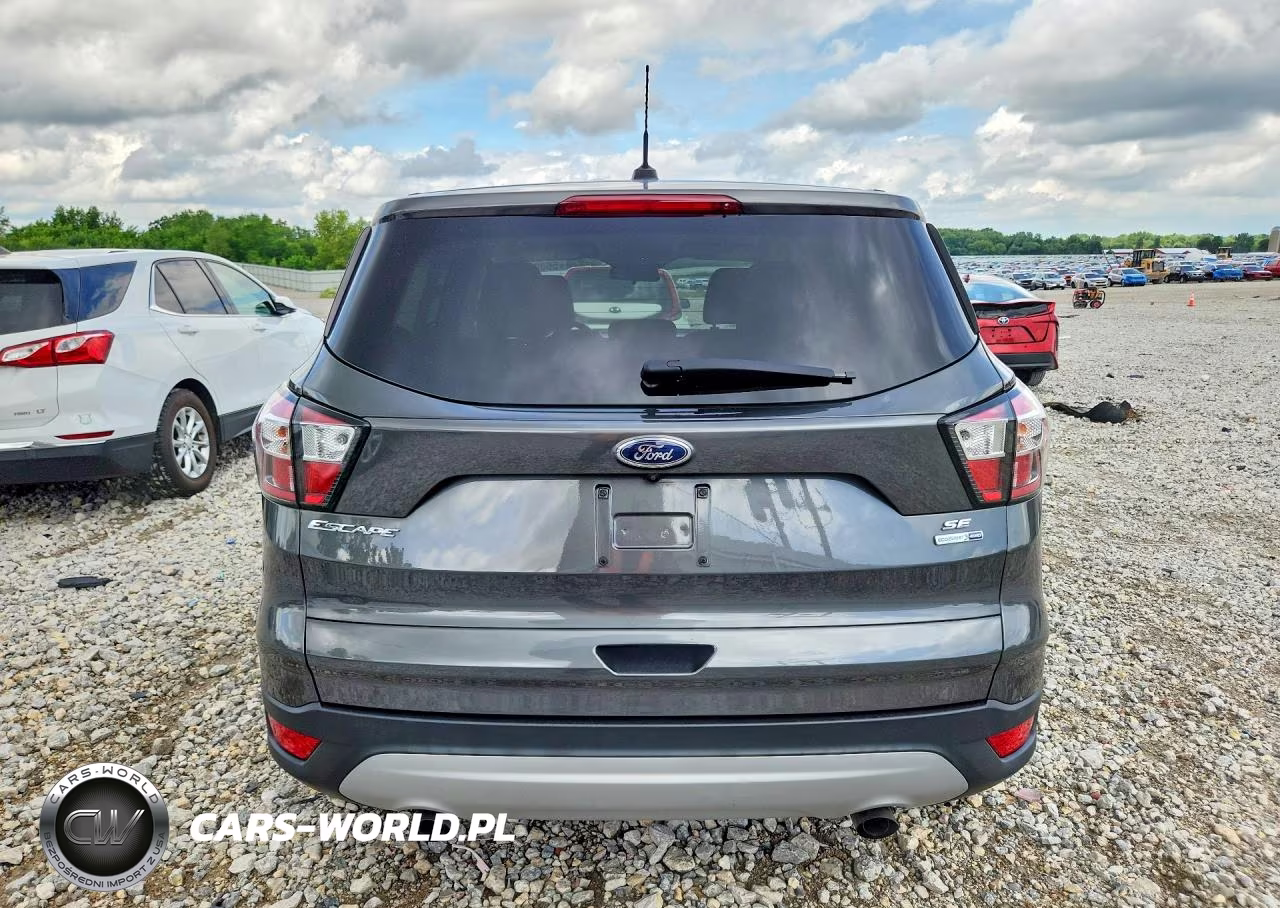 2017 Ford Escape Se VIN:1FMCU9GD9HUD94872 - 6