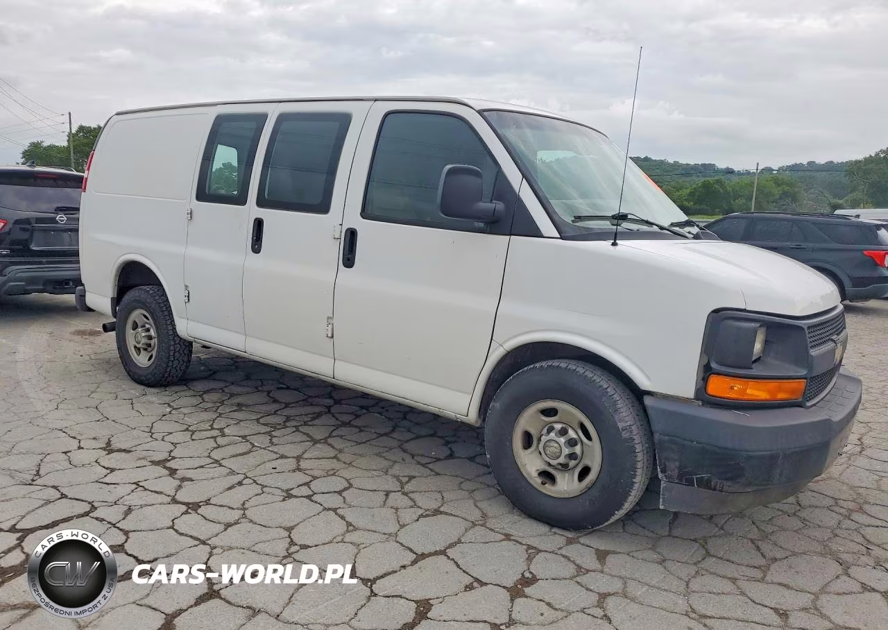 2017 Chevrolet Express G2500 VIN:1GCWGAFF8H1127401 - 4