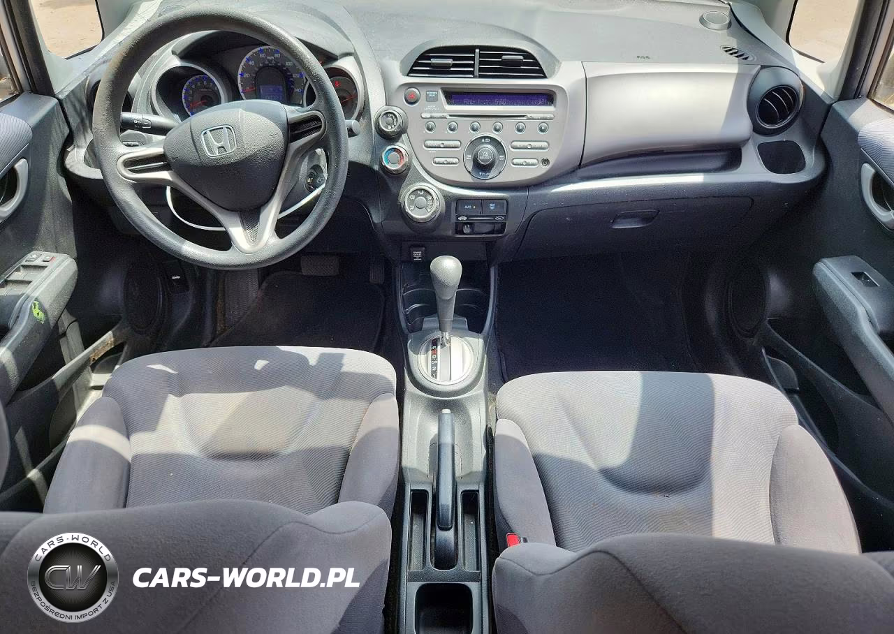 2010 Honda Fit VIN:JHMGE8H29AC035137 - 8
