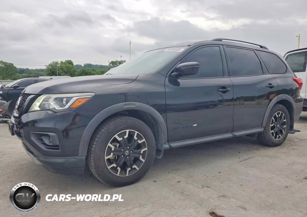 2020 Nissan Pathfinder Sv – zdjęcie 1 z 13