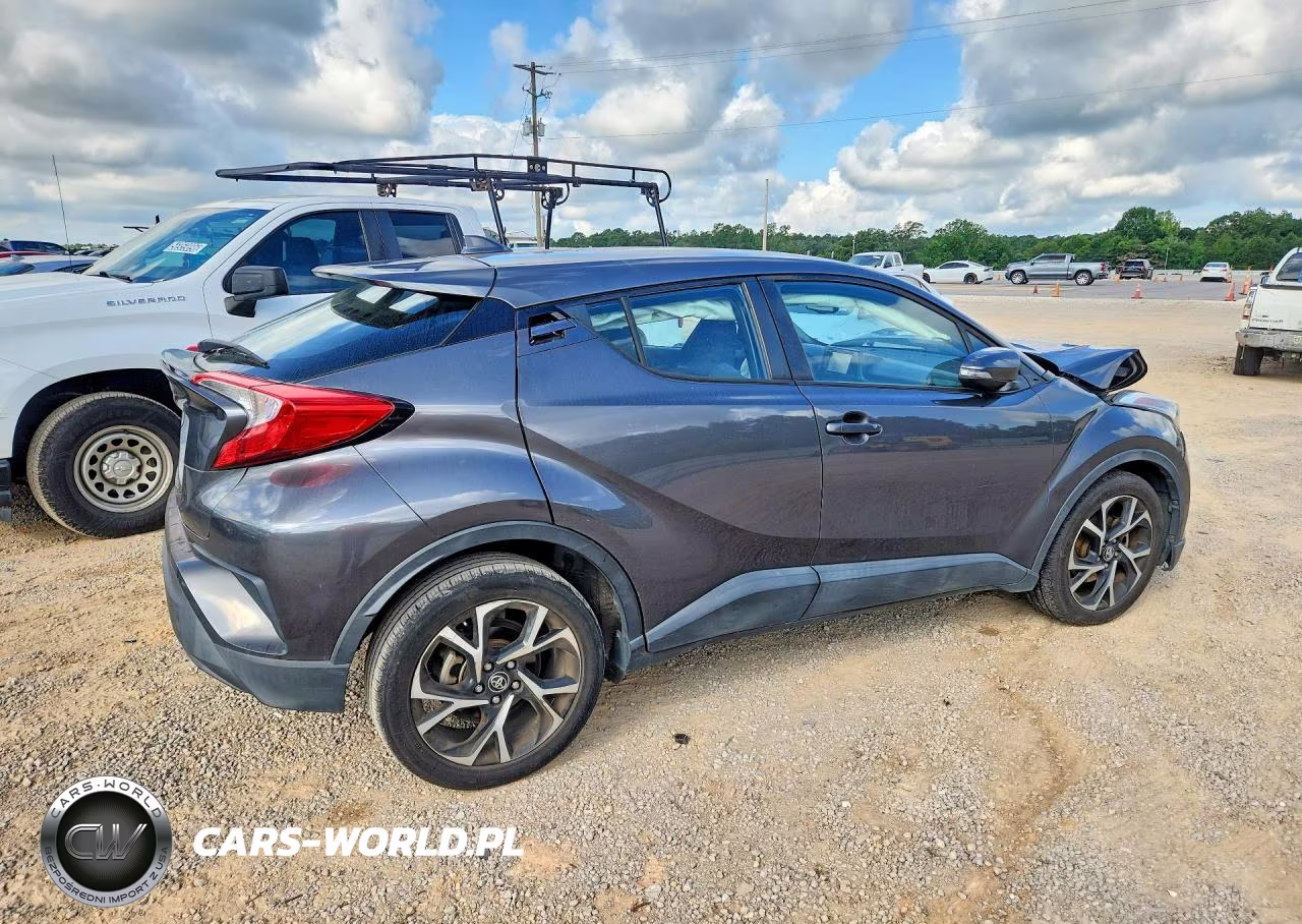 2018 Toyota C-Hr Xle VIN:NMTKHMBX6JR042334 - 3