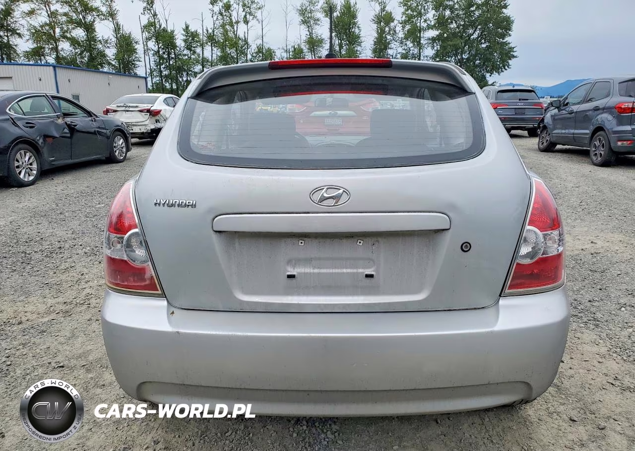 2008 Hyundai Accent Gs VIN:KMHCM36CX8U077527 - 6