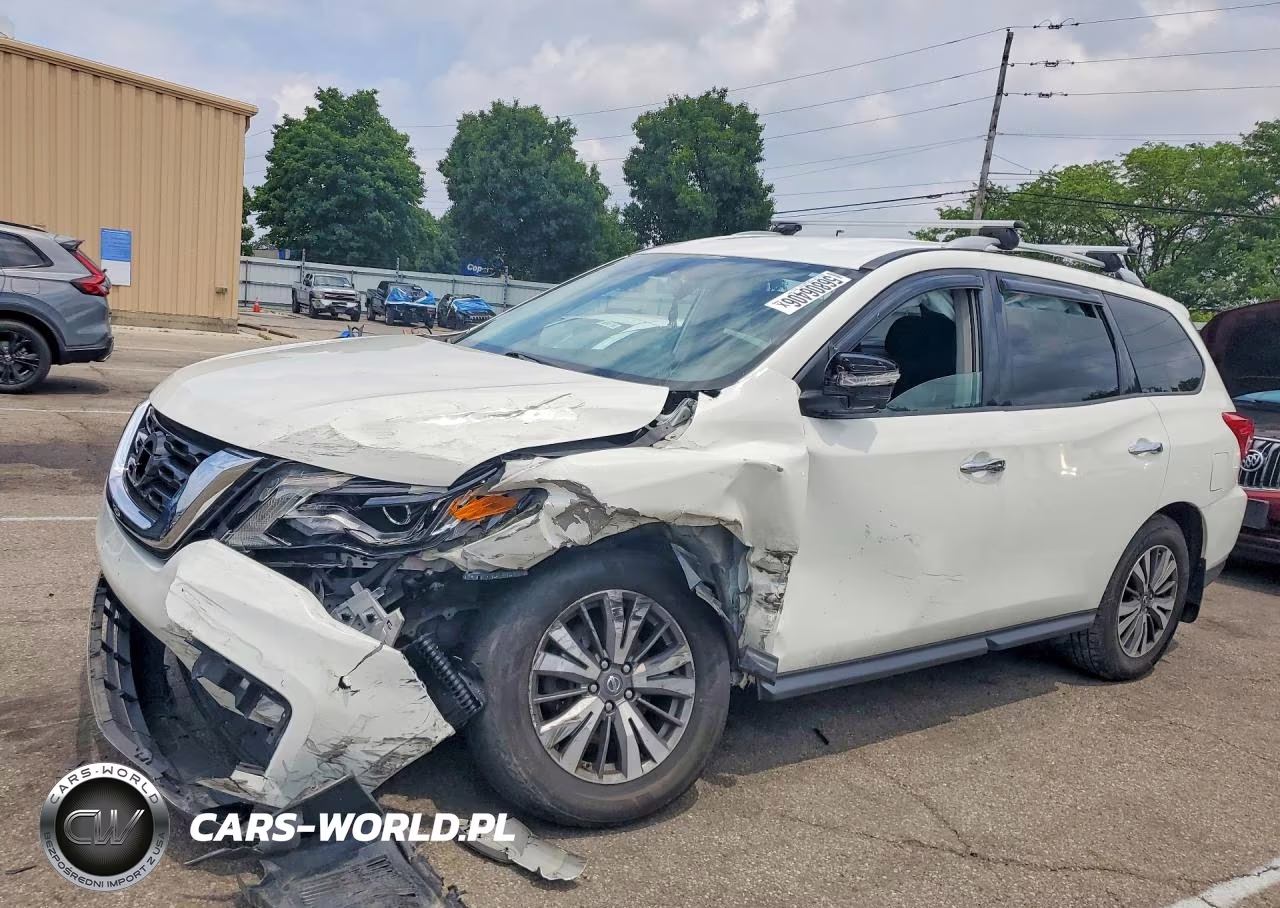 2017 Nissan Pathfinder S – zdjęcie 1 z 13