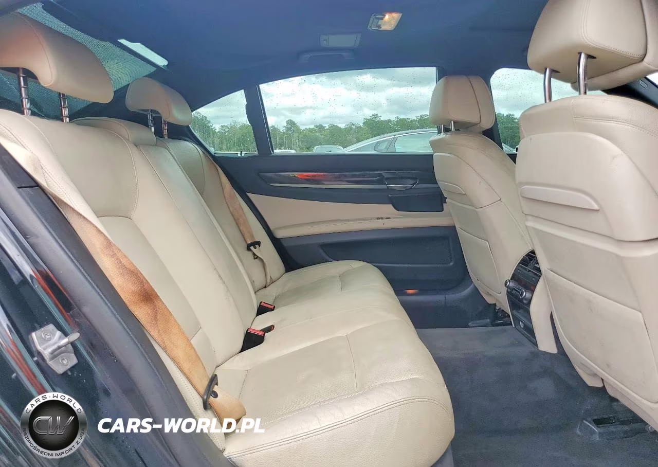 2015 BMW 740 Ld xDrive VIN:WBAYG6C50FD383638 - 10