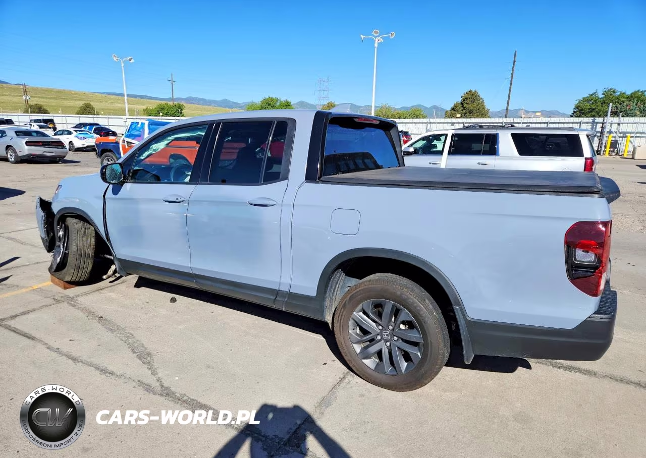 2023 Honda Ridgeline Sport VIN:5FPYK3F18PB067947 - 2