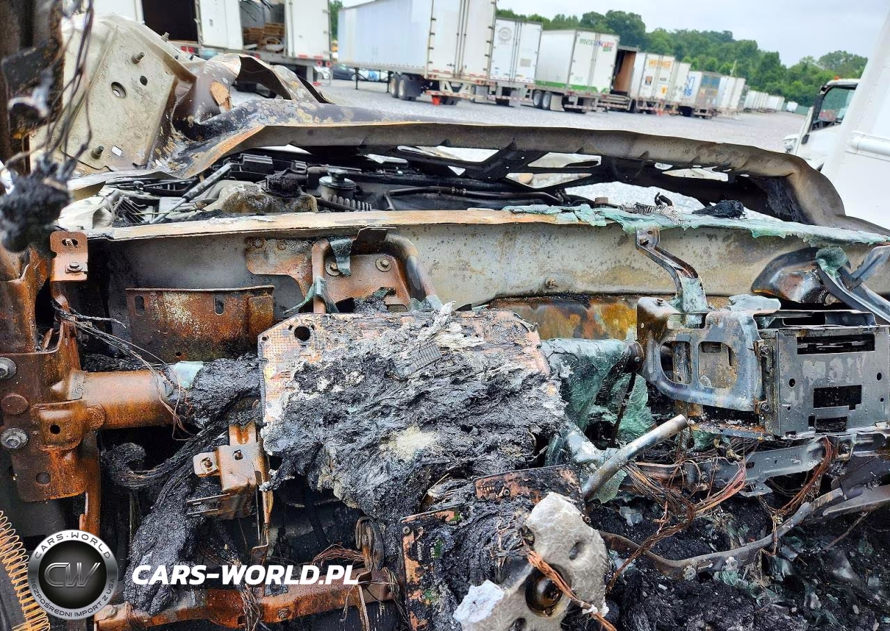 2015 Ford F550 Super Duty Dump Truck VIN:1FD0X5HY9FEA29197 - 9