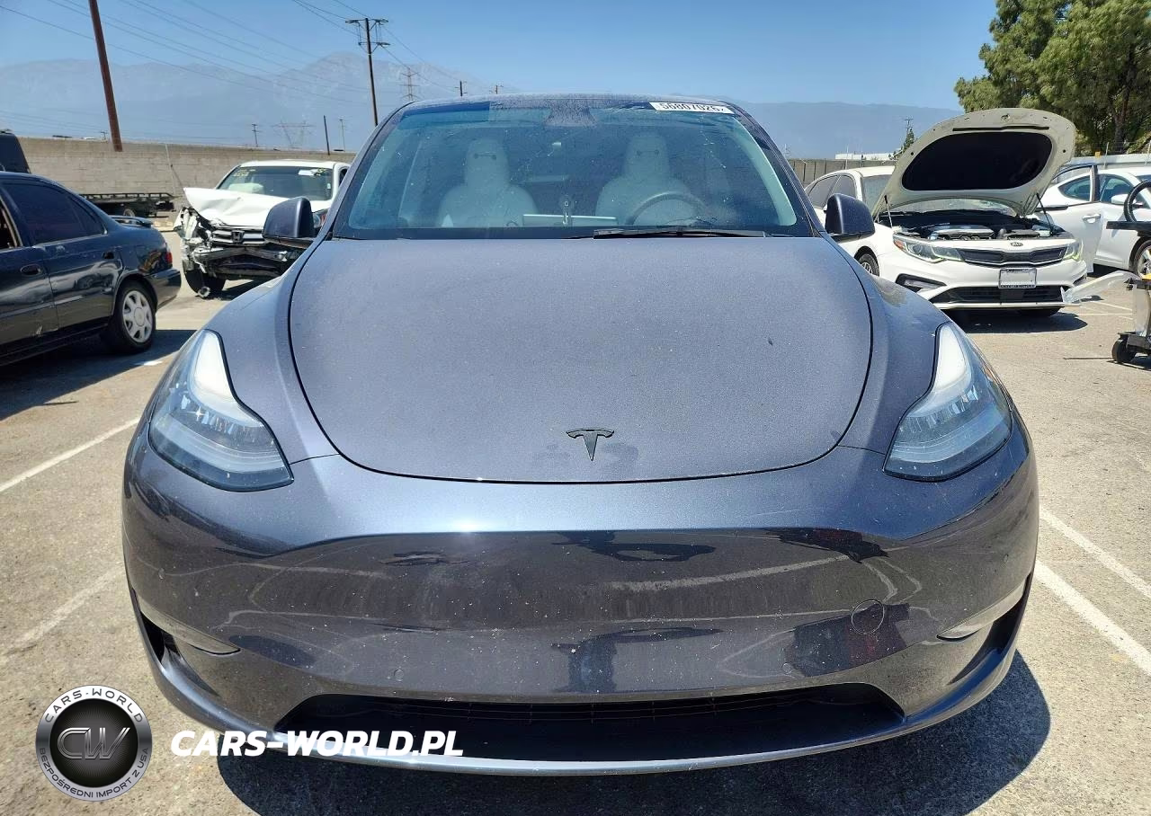 2021 Tesla Model Y VIN:5YJYGDEEXMF157438 - 5