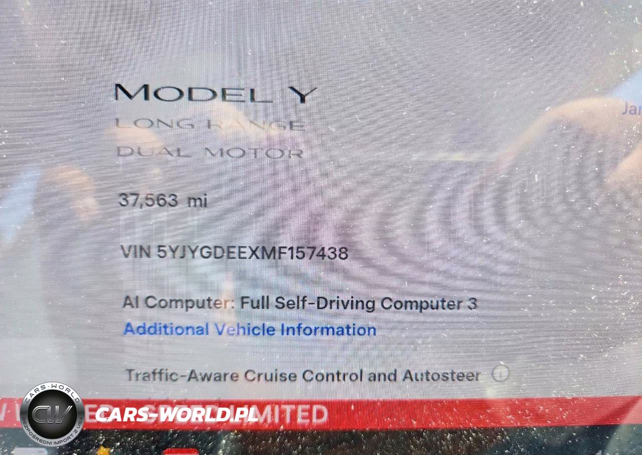 2021 Tesla Model Y VIN:5YJYGDEEXMF157438 - 9