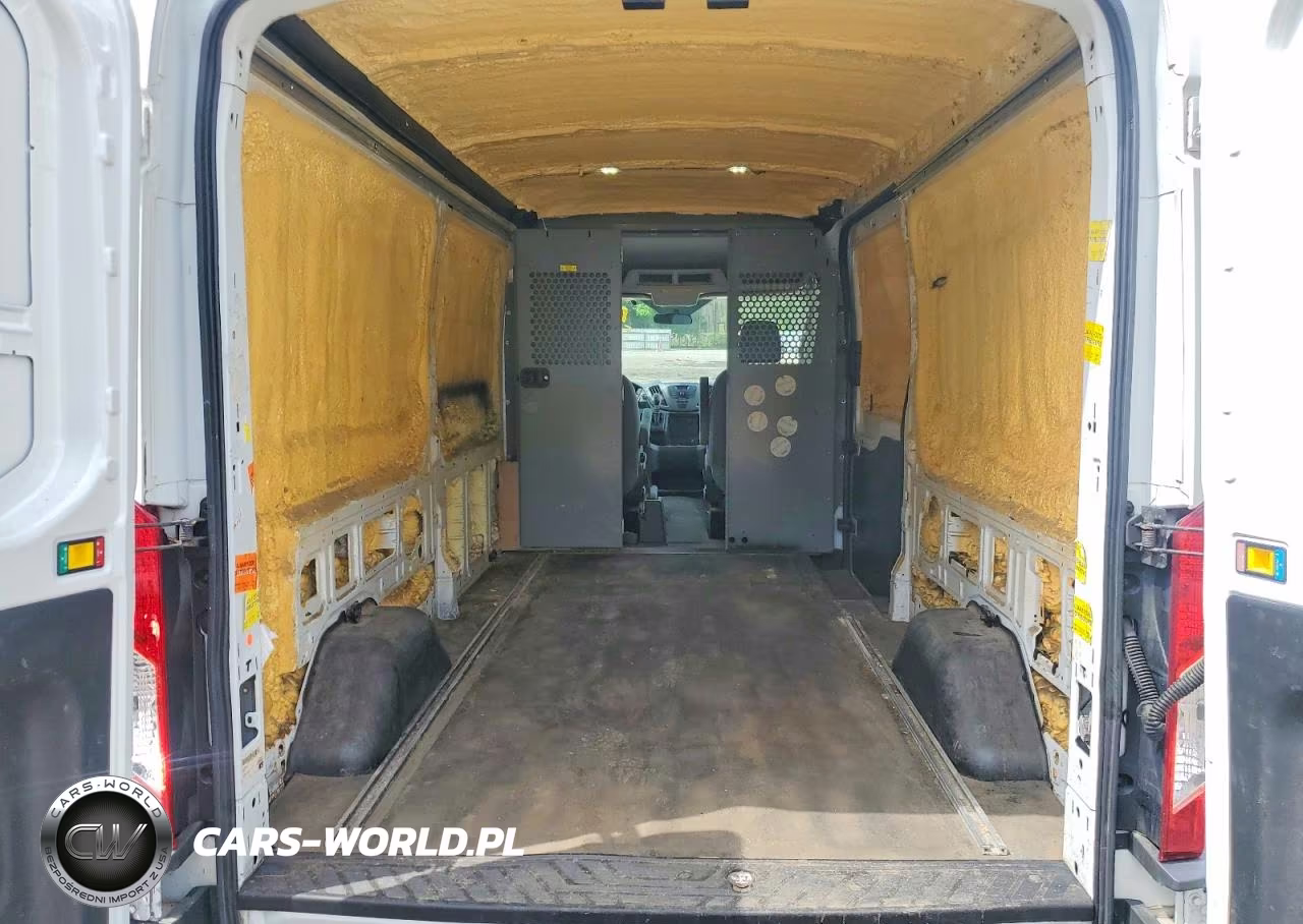 2015 Ford Transit T-250 VIN:1FTNR2CM3FKA89923 - 10