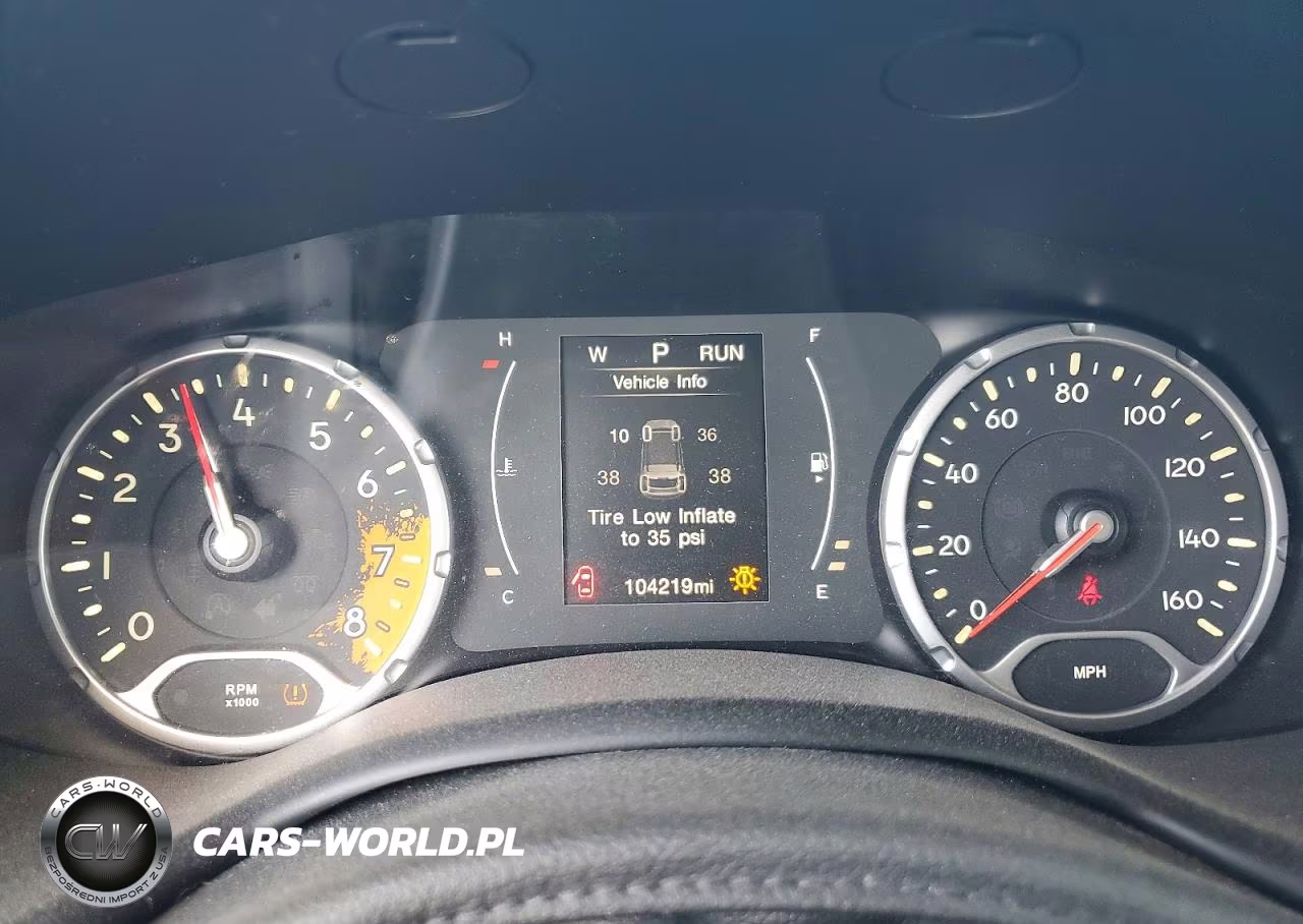 2017 Jeep Renegade Sport VIN:ZACCJBAB3HPE68820 - 9