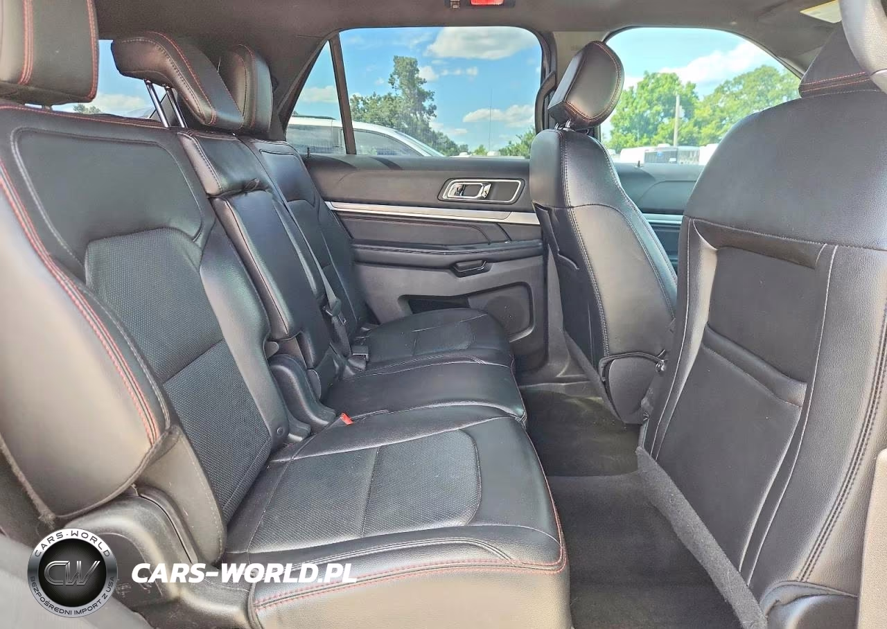 2017 Ford Explorer Sport VIN:1FM5K8GT4HGC22795 - 11