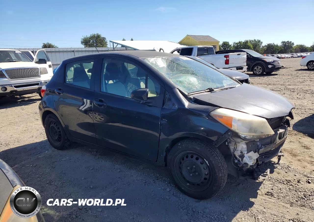 2013 Toyota Yaris 5-Door Le VIN:JTDKTUD37DD559622 - 4
