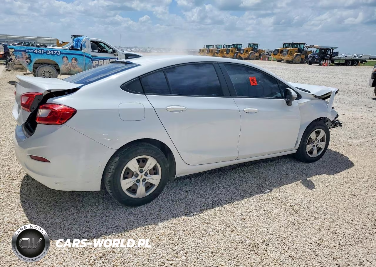 2018 Chevrolet Cruze Ls VIN:1G1BC5SM0J7101974 - 3