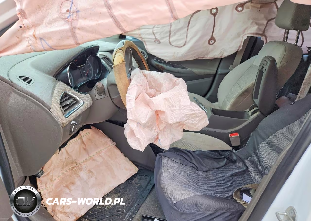 2018 Chevrolet Cruze Ls VIN:1G1BC5SM0J7101974 - 7