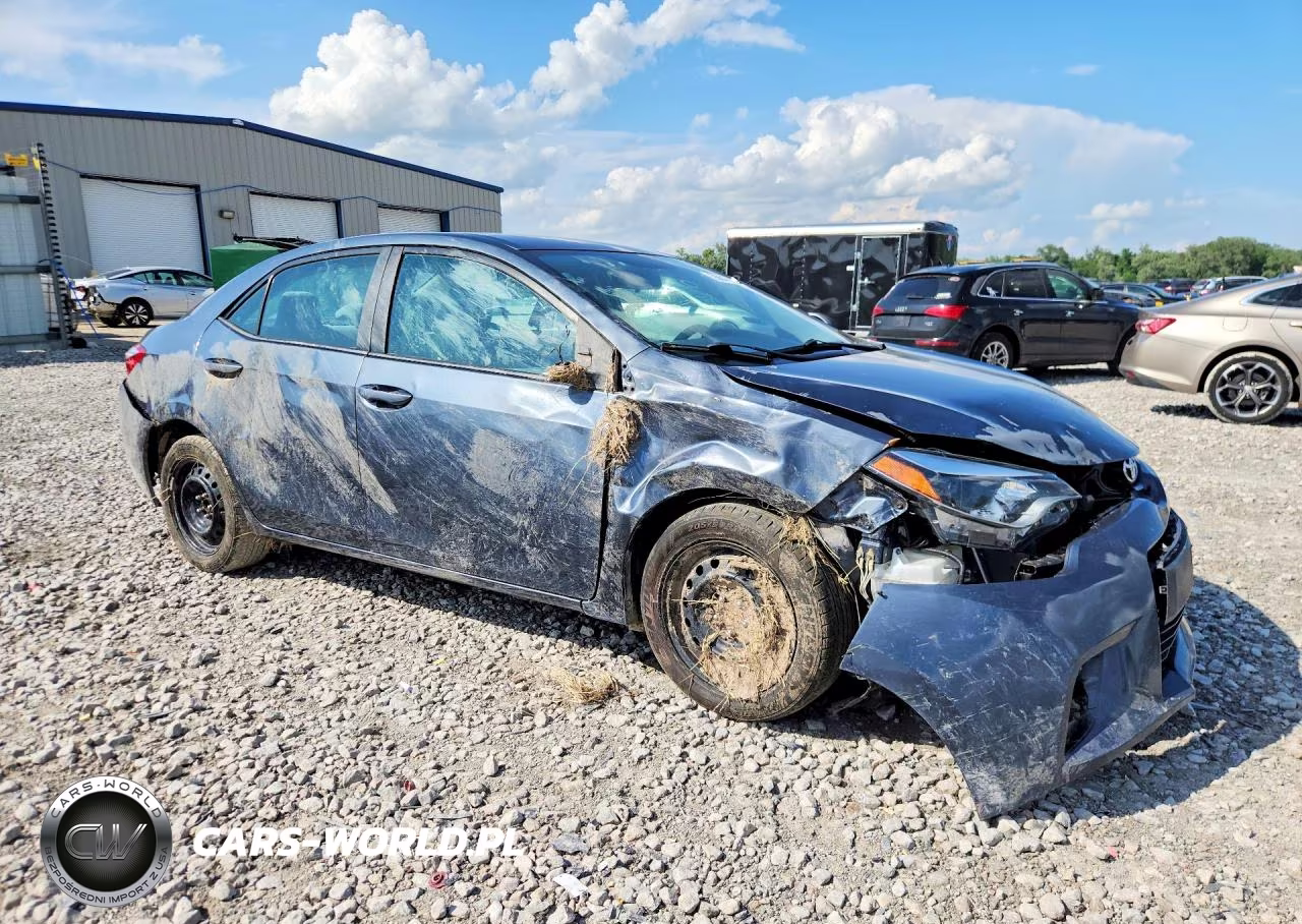 2015 Toyota Corolla Le VIN:2T1BURHE5FC324612 - 4