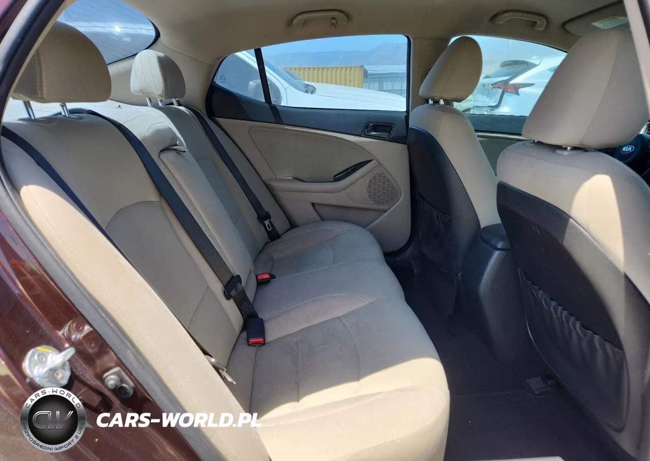 2015 Kia Optima Lx VIN:5XXGM4A78FG466563 - 10