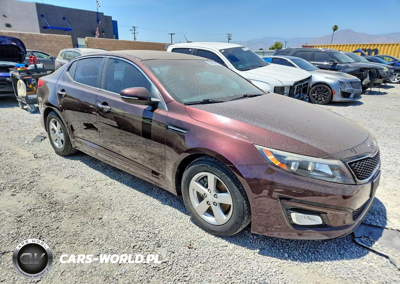 2015 Kia Optima Lx VIN:5XXGM4A78FG466563 - 4