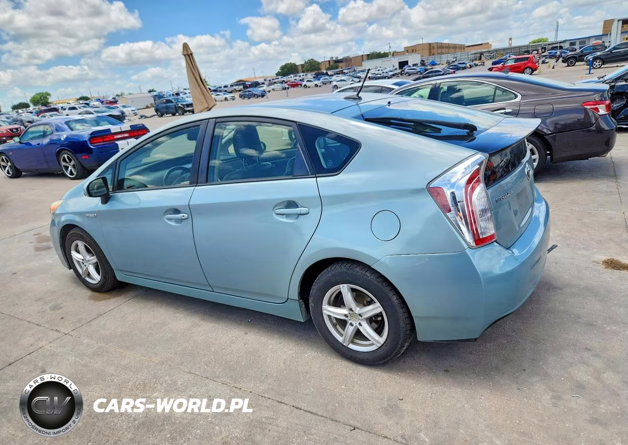 2015 Toyota Prius Four VIN:JTDKN3DU7F2003399 - 2