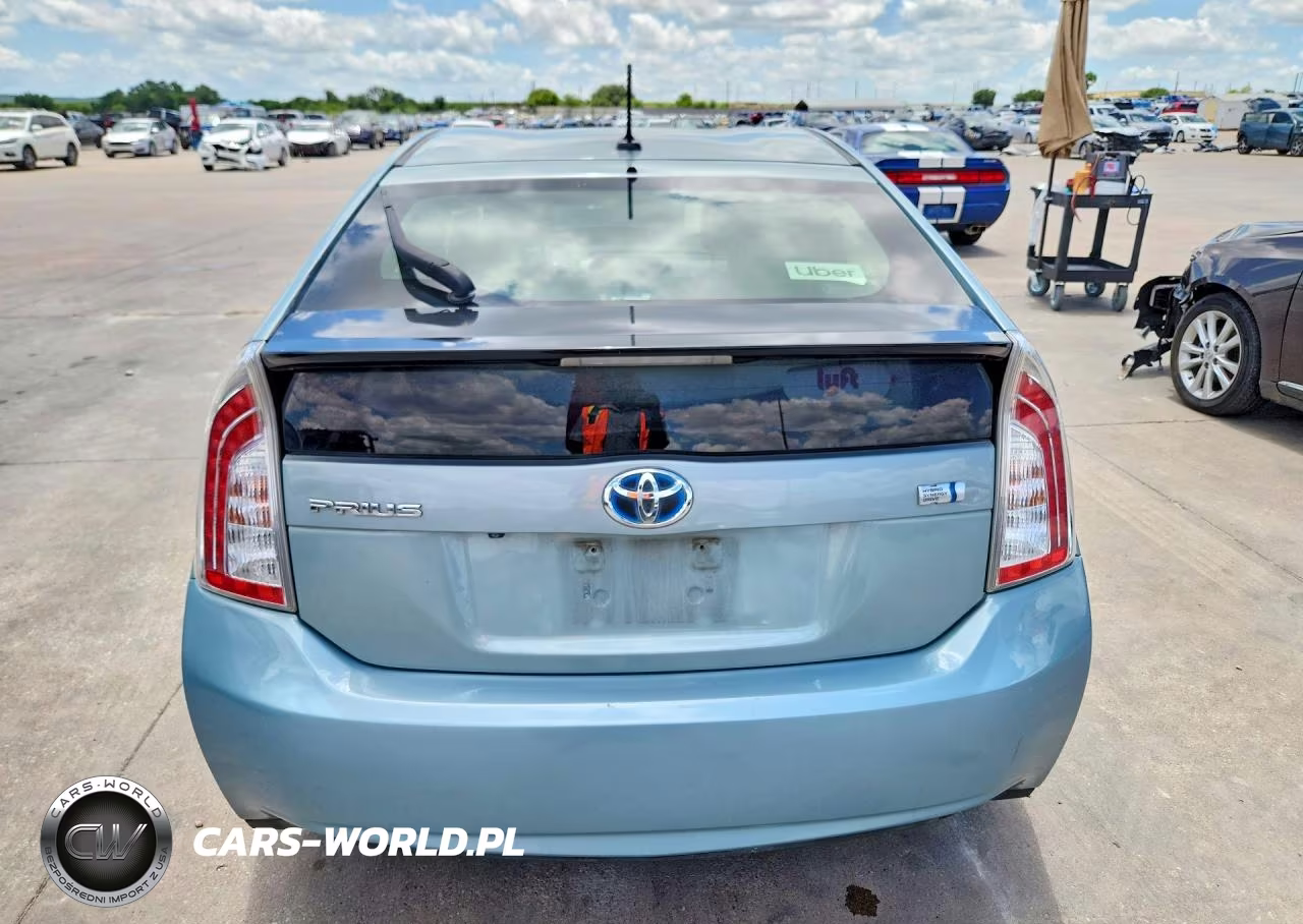 2015 Toyota Prius Four VIN:JTDKN3DU7F2003399 - 6