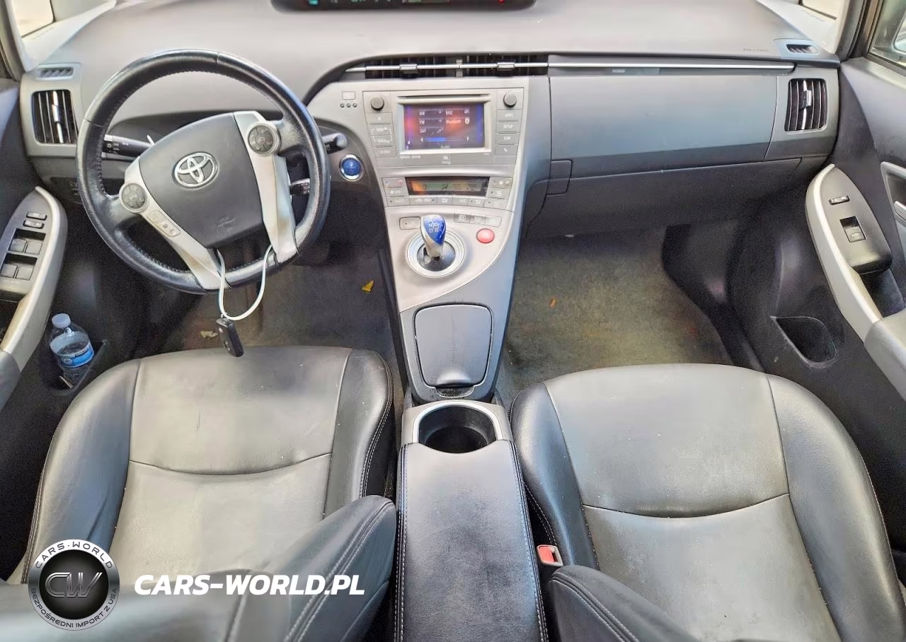 2015 Toyota Prius Four VIN:JTDKN3DU7F2003399 - 8