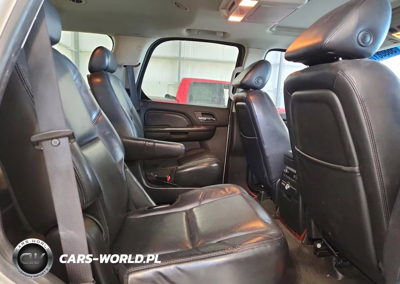 2007 Cadillac Escalade Luxury VIN:1GYFK63817R356207 - 11