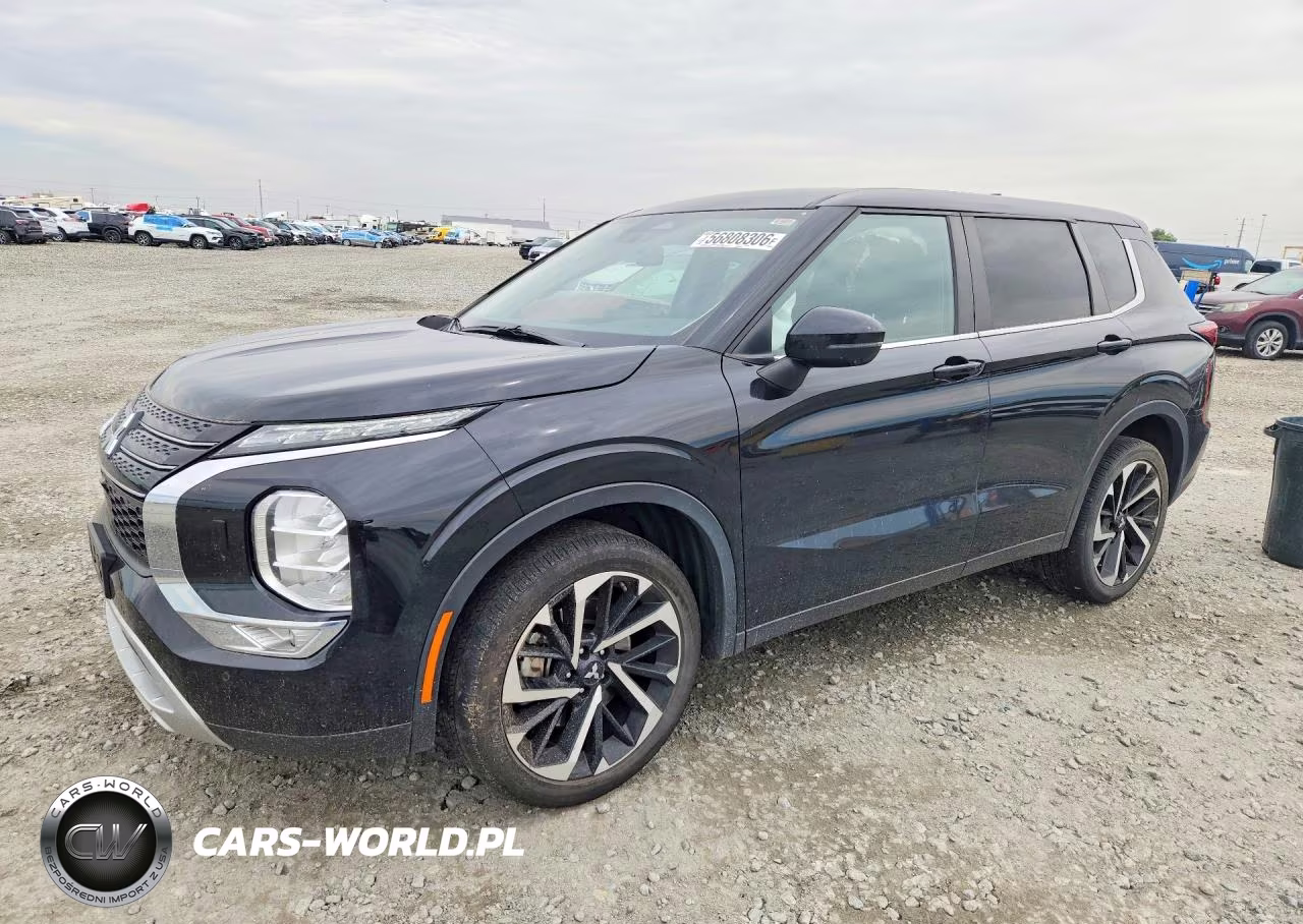 2024 Mitsubishi Outlander Se – zdjęcie 1 z 13