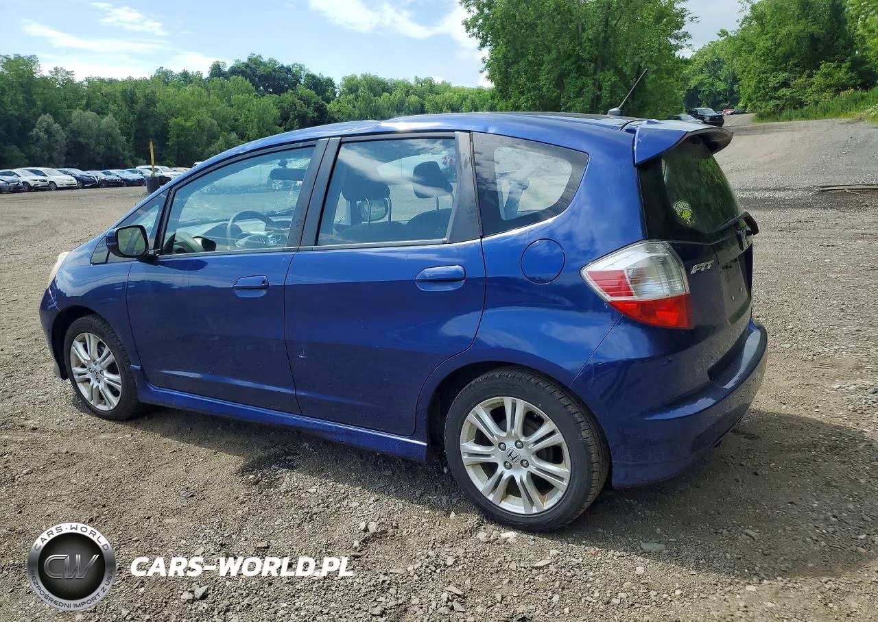 2011 Honda Fit Sport VIN:JHMGE8G56BC021094 - 2
