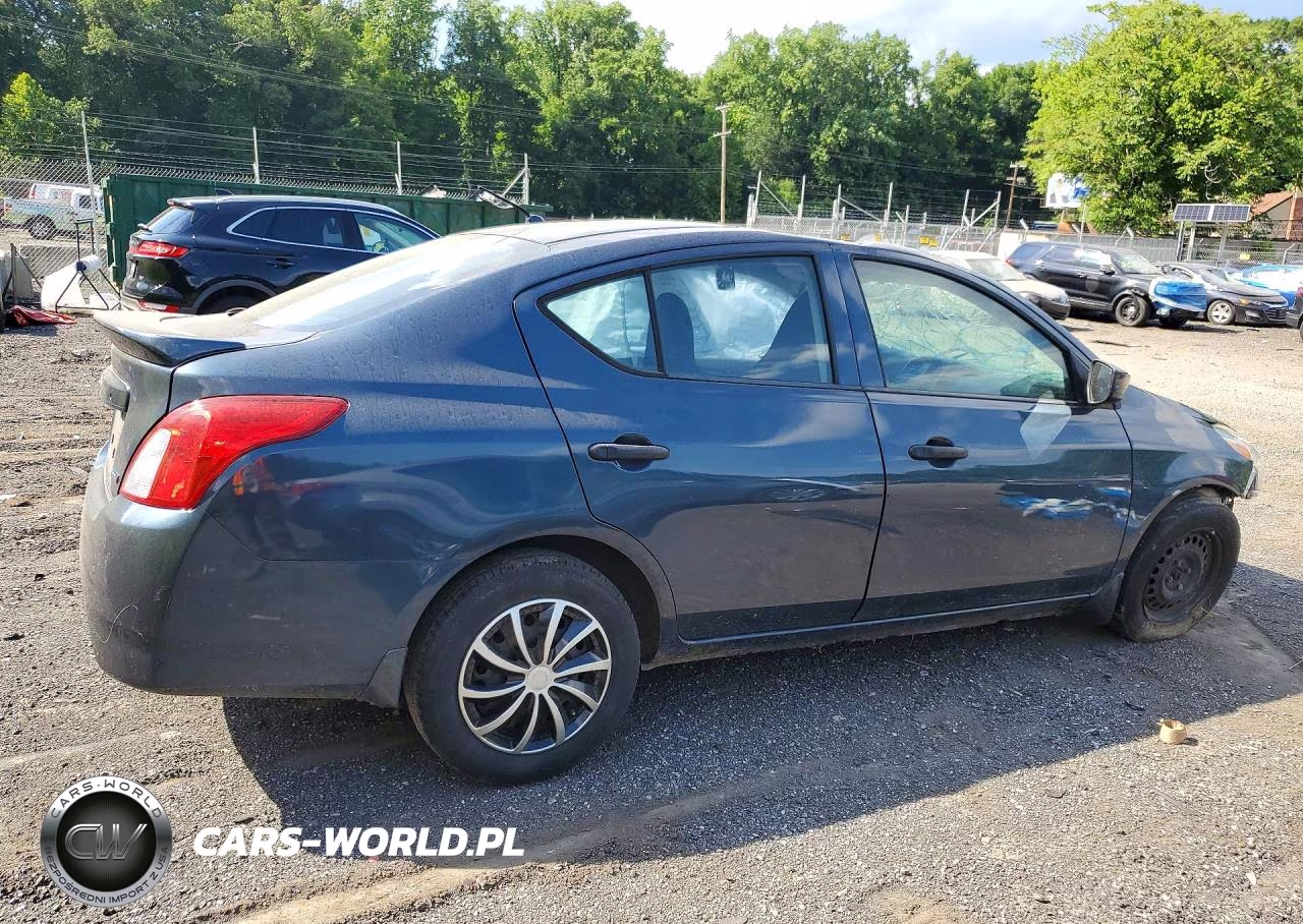 2016 Nissan Versa 1.6 S Plus VIN:3N1CN7AP0GL885271 - 3