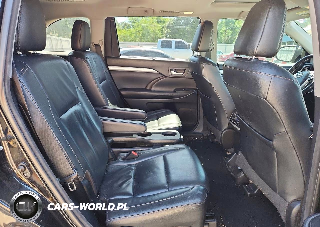 2018 Toyota Highlander Xle VIN:5TDJZRFH2JS830716 - 11