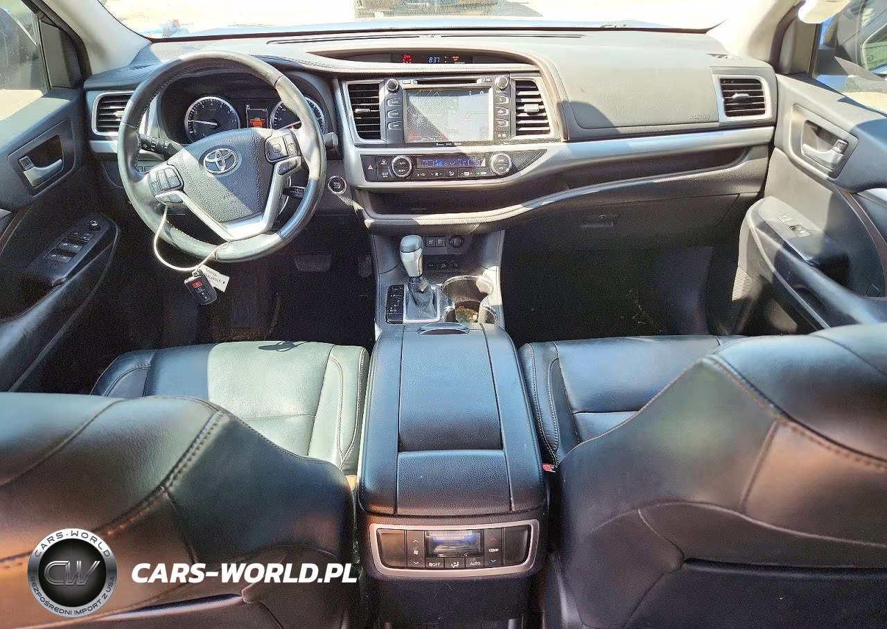 2018 Toyota Highlander Xle VIN:5TDJZRFH2JS830716 - 8
