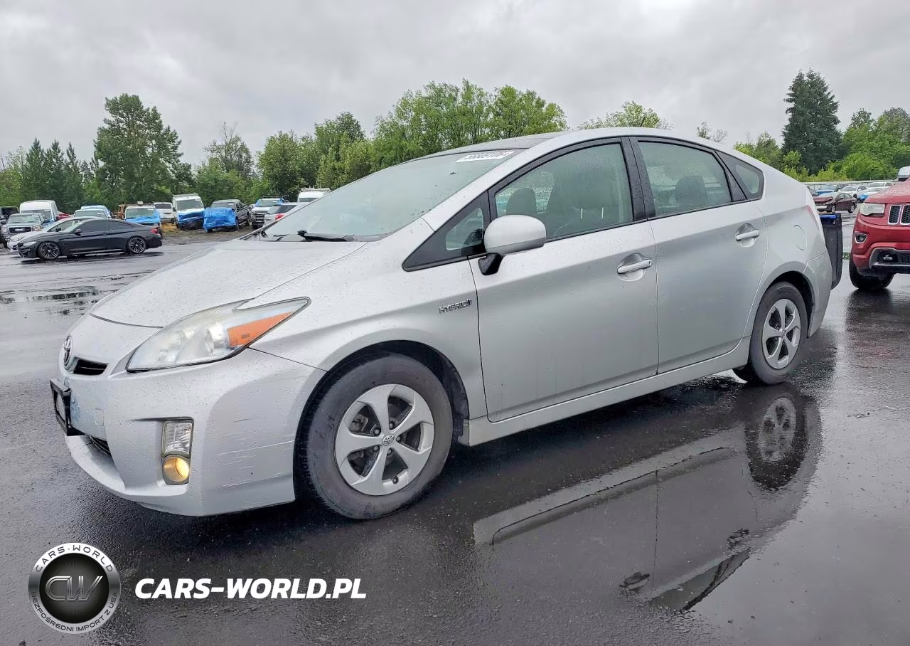 2010 Toyota Prius Iv – zdjęcie 1 z 13