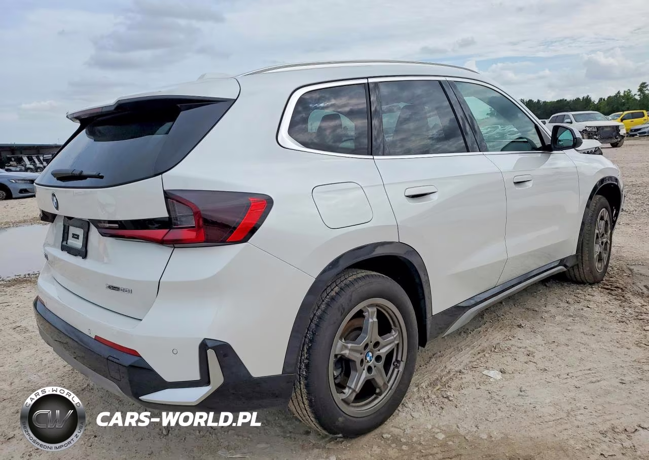 2024 BMW X1 xDrive28I VIN:WBX73EF05R5Z96814 - 3