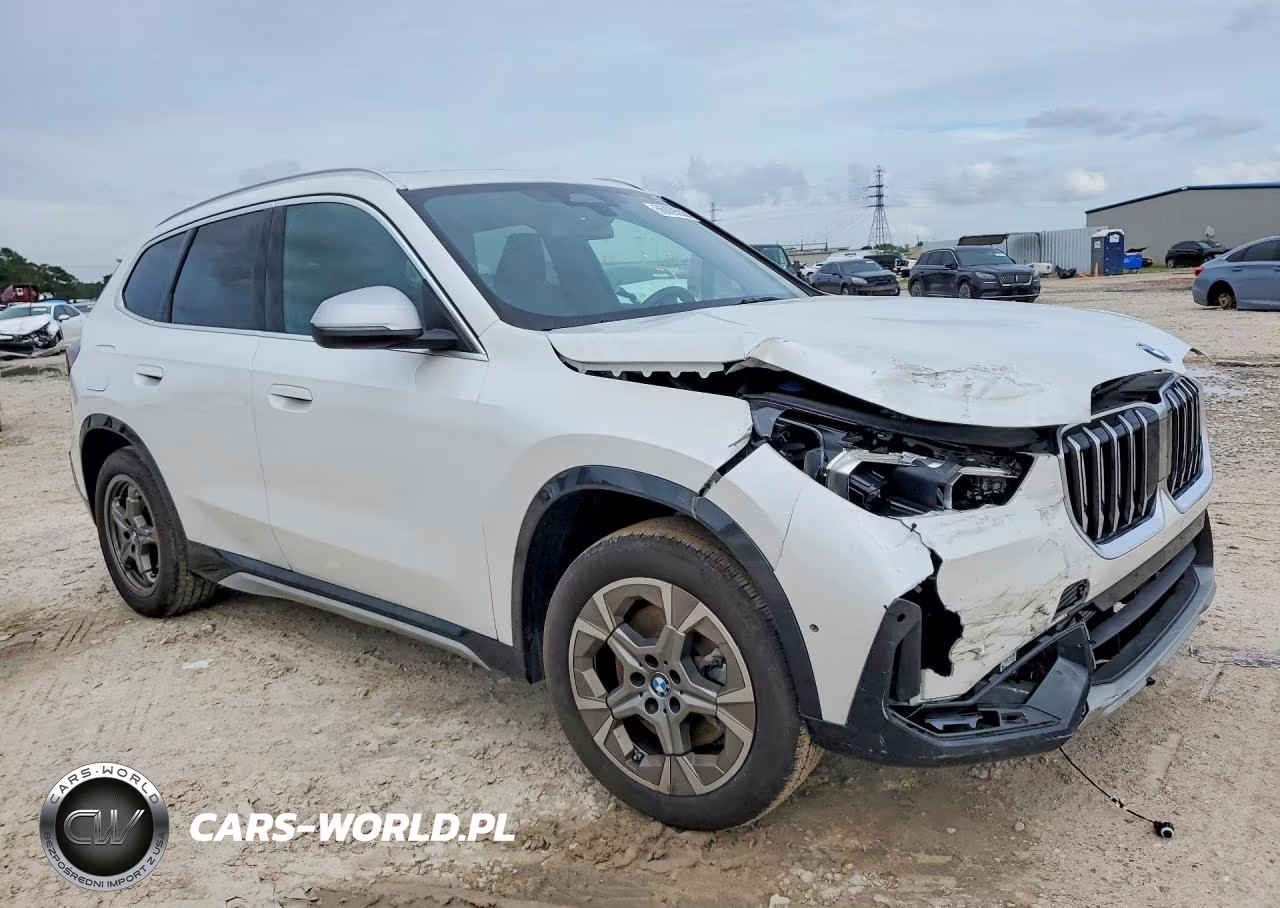 2024 BMW X1 xDrive28I VIN:WBX73EF05R5Z96814 - 4